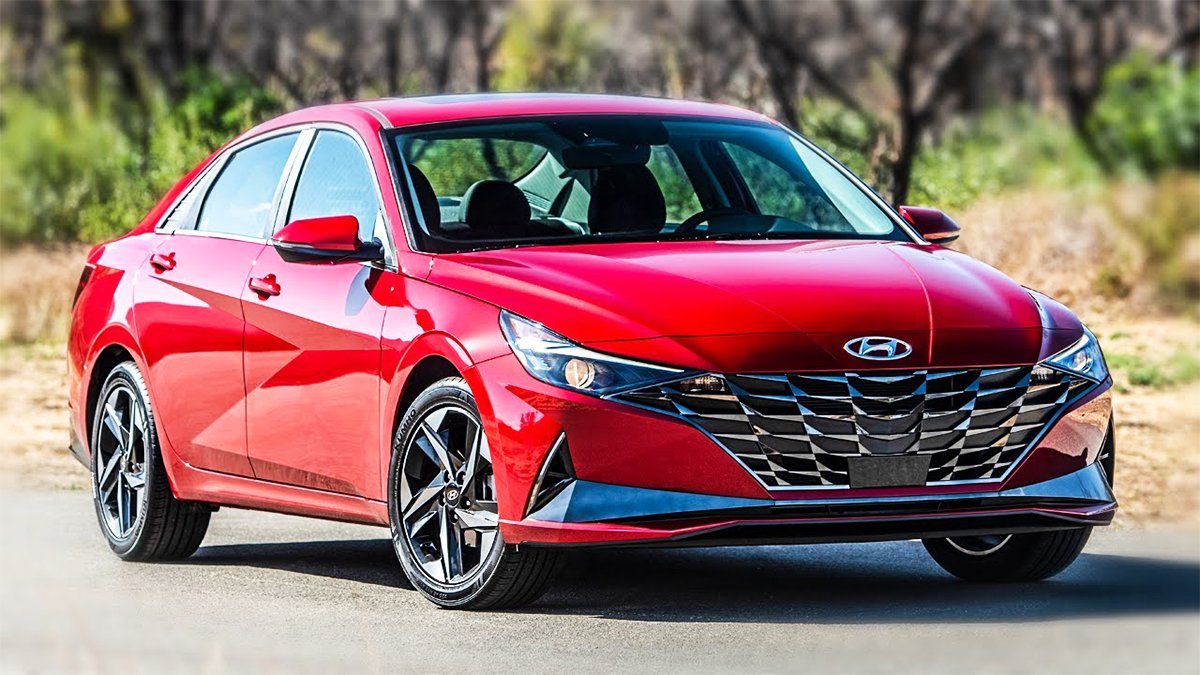 Hyundai Elantra Fiyatları Güncellendi! Rakipleri Bu Fiyat Karşısında Baka Kalacak