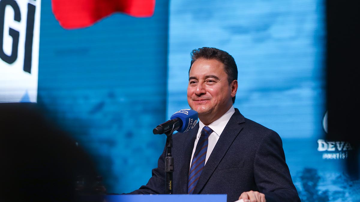 Ali Babacan'dan Kürtçe 'Newroz' kutlaması