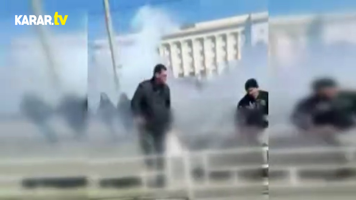 Rus polisinden protestoculara silahlı müdahale