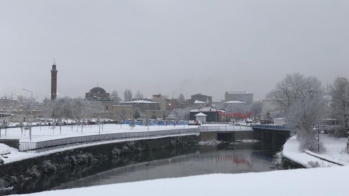 4 ilde olumsuz hava koşulları nedeniyle eğitime kar tatili