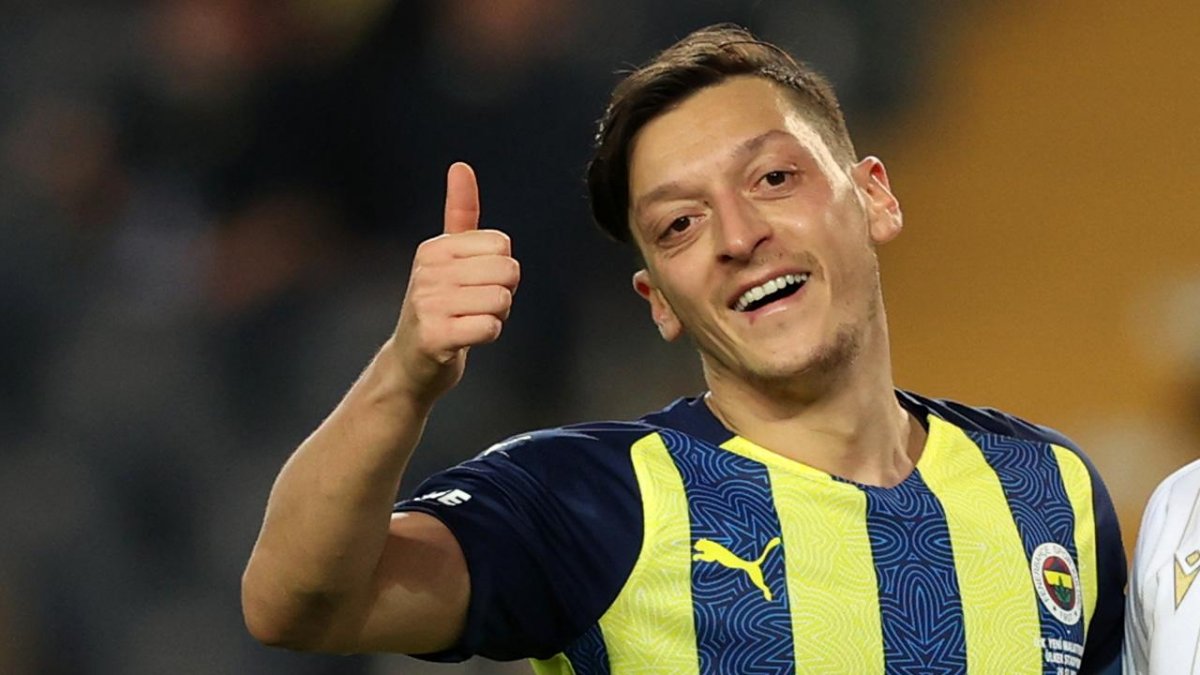Mesut Özil, Dünya Kupası favorisini açıkladı