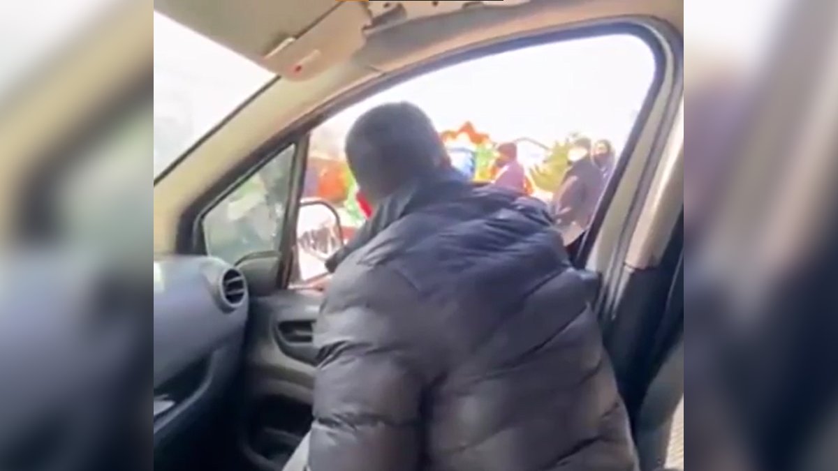 Yağ kuyruğundakilere 'Dombra' dinletti: 'Ot yiyin ot'