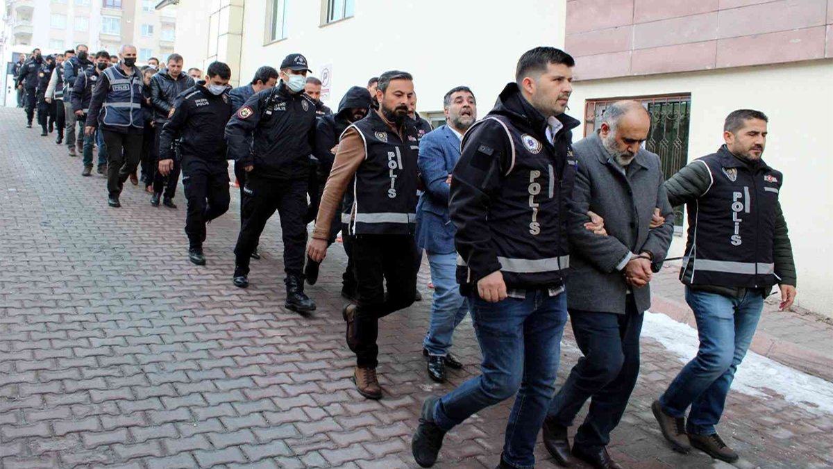 Organize suç örgütüne operasyon: 25 kişi adliyede