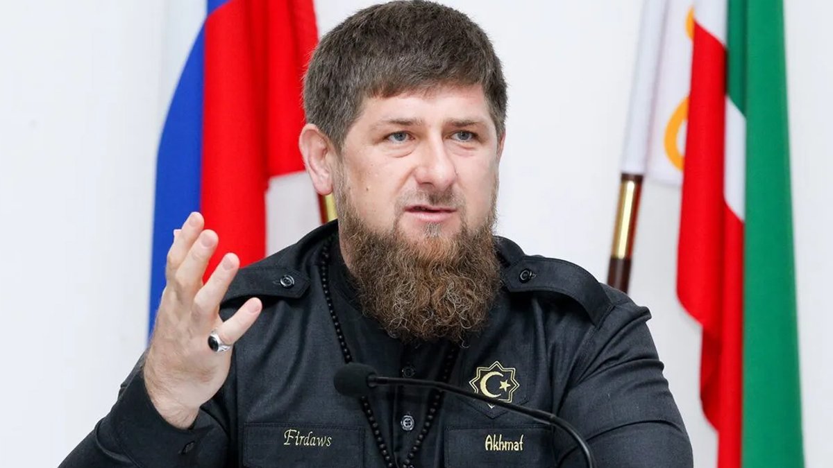 Kadirov: Mariupol'ün yönetim binasını ele geçirdik