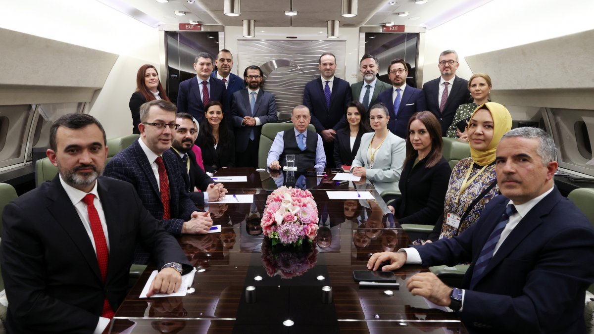 Erdoğan'dan "Asgari ücrete ek zam gelecek mi?" sorusuna yanıt