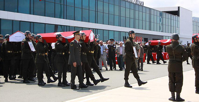 Giresun şehitleri için cenaze töreni düzenlendi