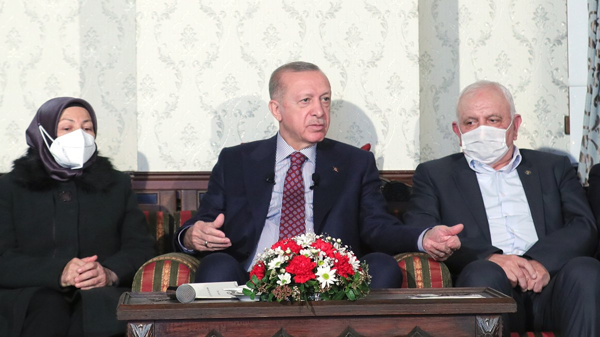 Erdoğan'dan çiftçilere 'Manda yoğurdu' ve 'Medine hurması' tavsiyesi