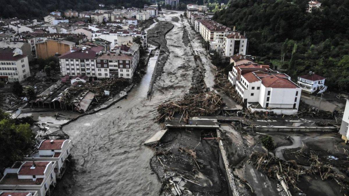 İçişleri Bakanlığı'ndan 81 ile sel ve heyelan uyarısı