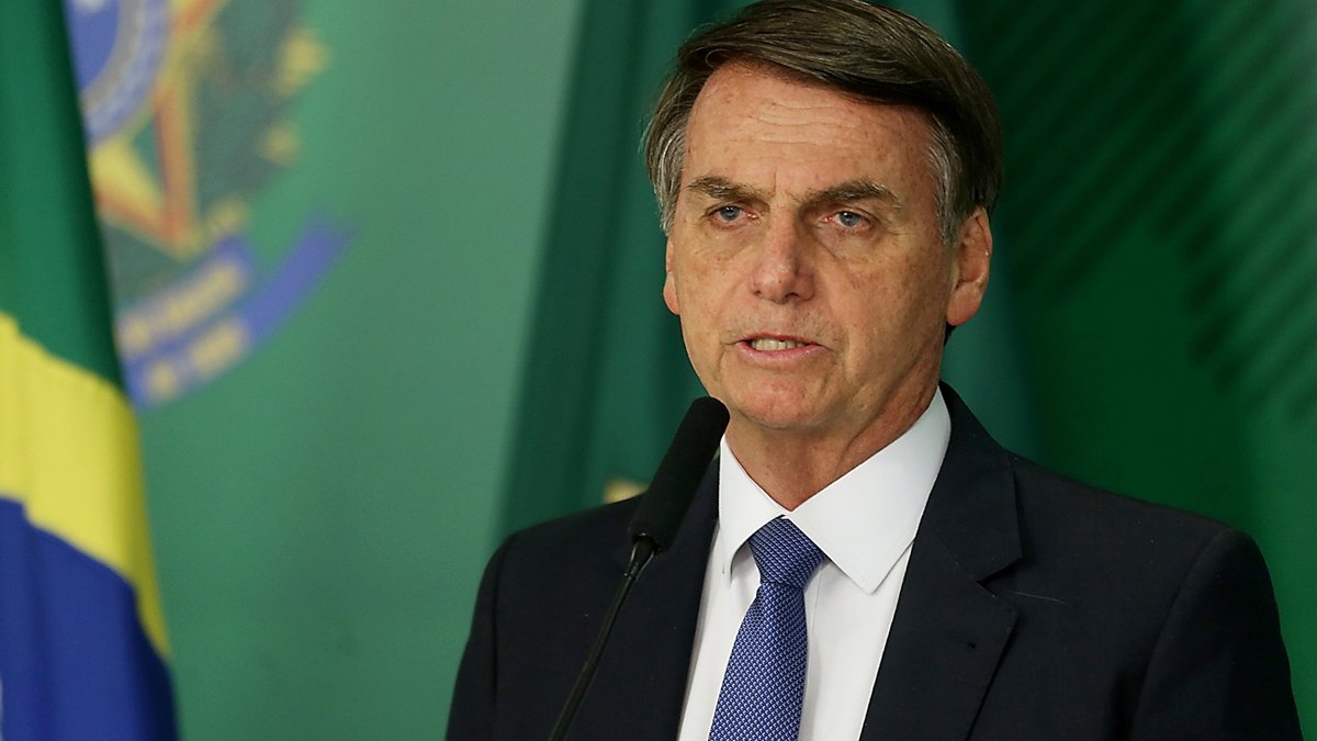 Bolsonaro yine hastaneye kaldırıldı