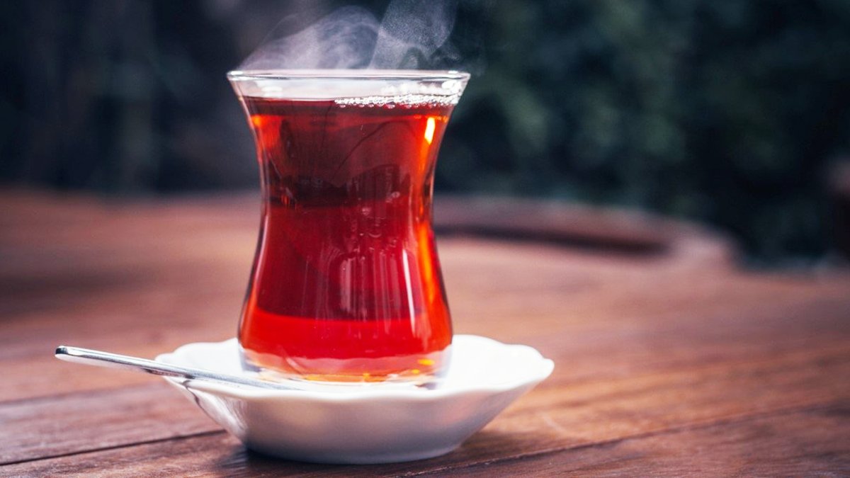 Çay Tiryakileri Çok Üzülecek! Şekerden Sonra Çaya da Rekor Zam Geliyor