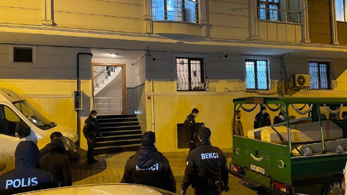 Öfkeli koca dehşet saçtı: Eşini ve komşusunu öldürüp intihar etti