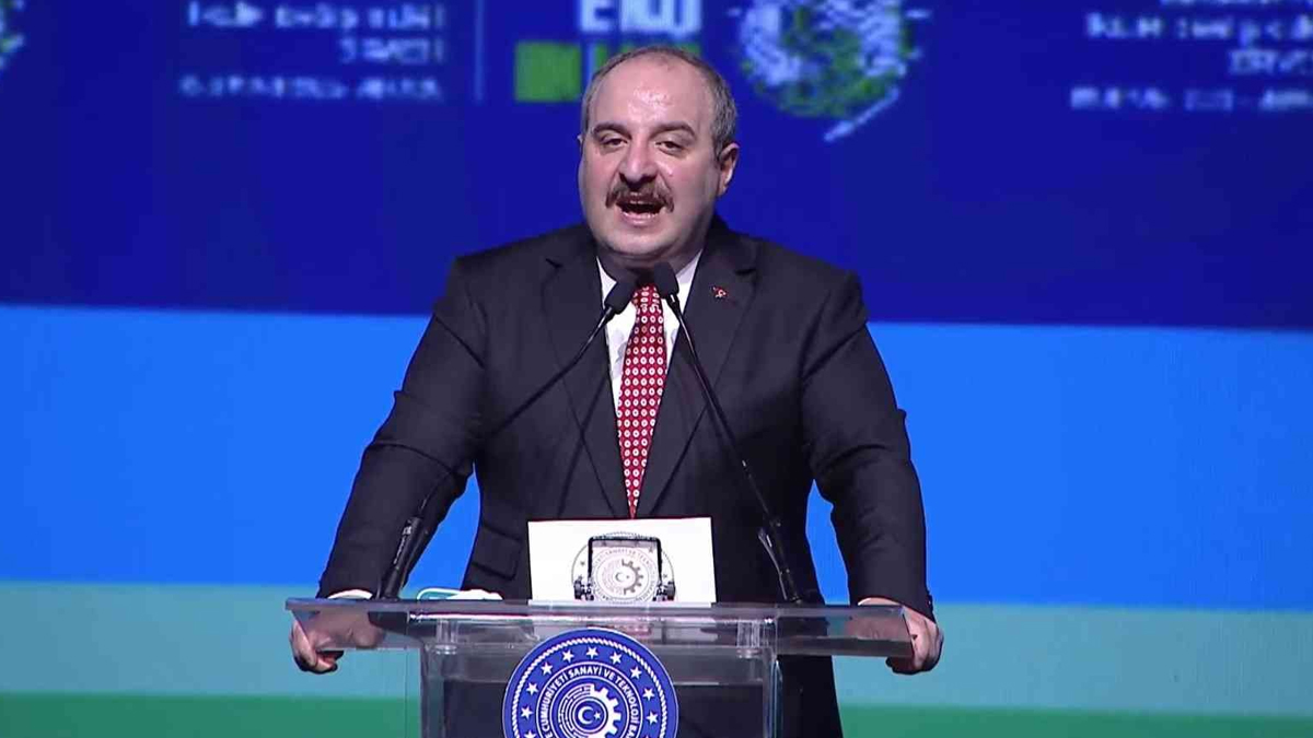 Bakan Varank: Togg, dünyanın yıldızı olacak