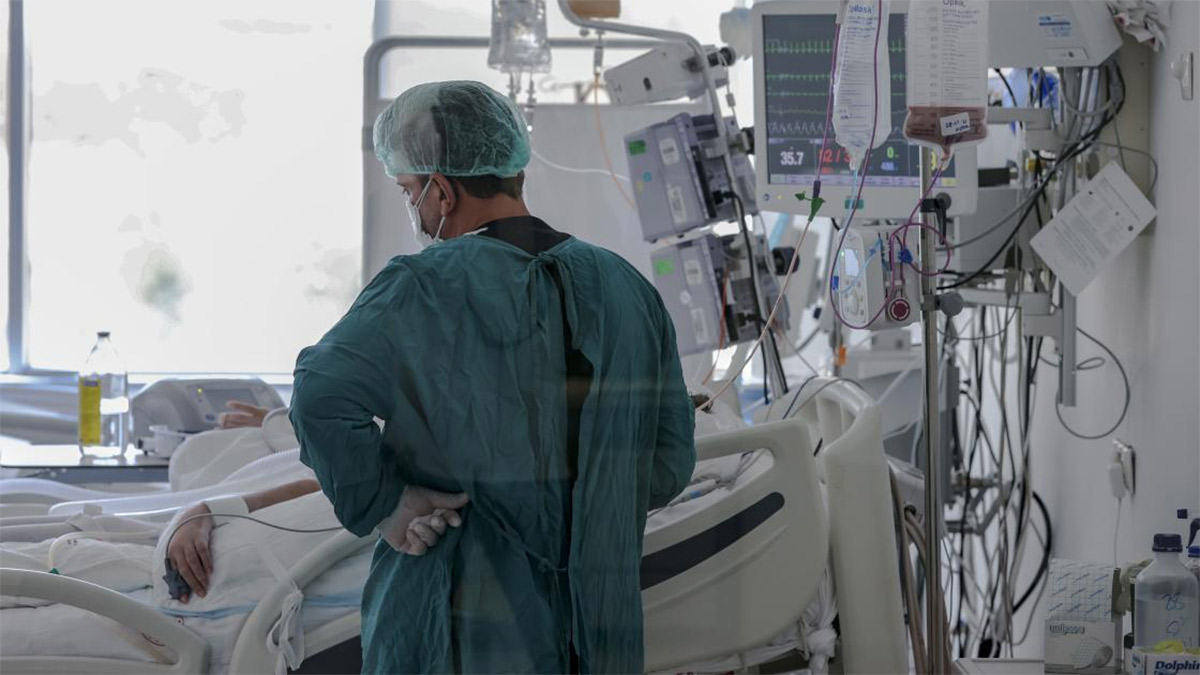 Bu kez doktor, doktora saldırdı! Profesörün darbettiği doktor yoğun bakımda