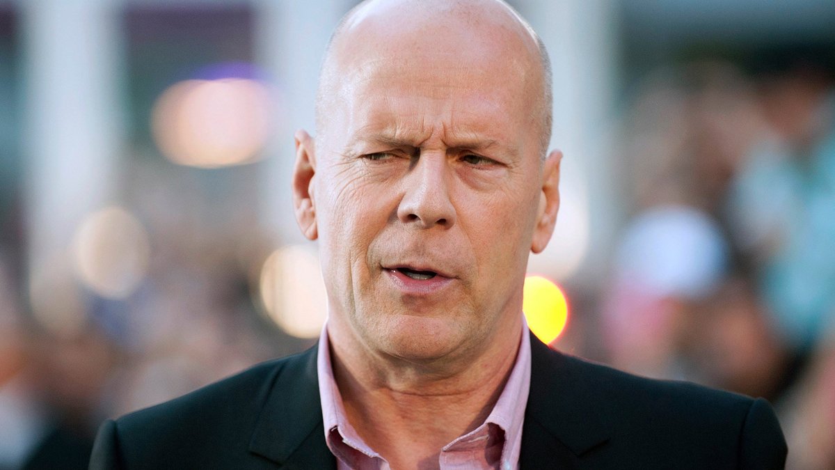 Bruce Willis'in hastalığı sinema kariyerini bitirdi