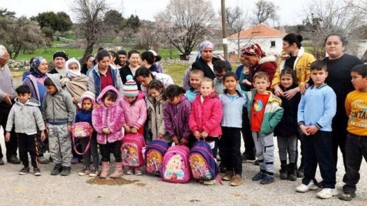 Servis şoförü 'mazot zamlandı' diyerek işi bırakınca köydeki çocuklar okula gidemedi