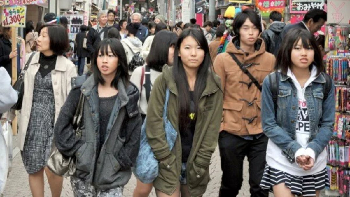 Japonya 146 yıl sonra reşit olma yaşını değiştirdi 