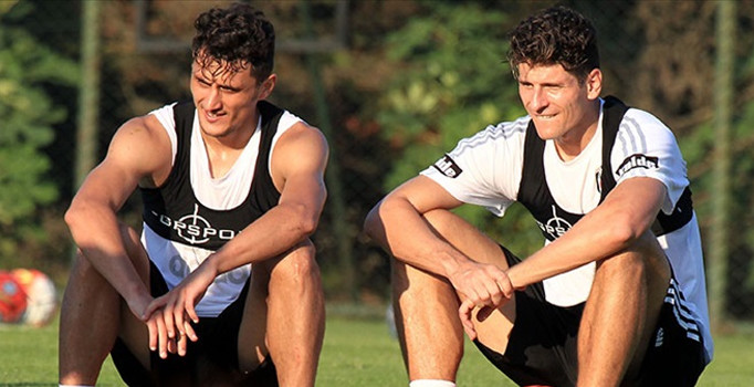 Mustafa Pektemek: Gitmiyorum, Beşiktaş'ta kalacağım