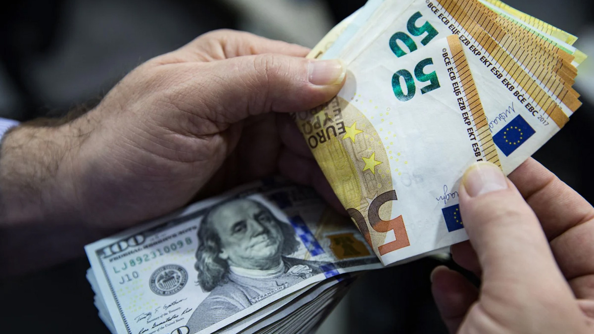 Dolar ve euro nisan ayına nasıl başladı?