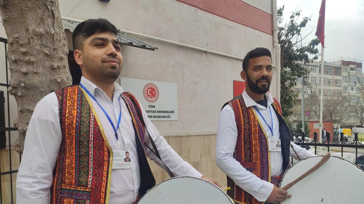 Sahte davulcuya 'yaka kartı' önlemi