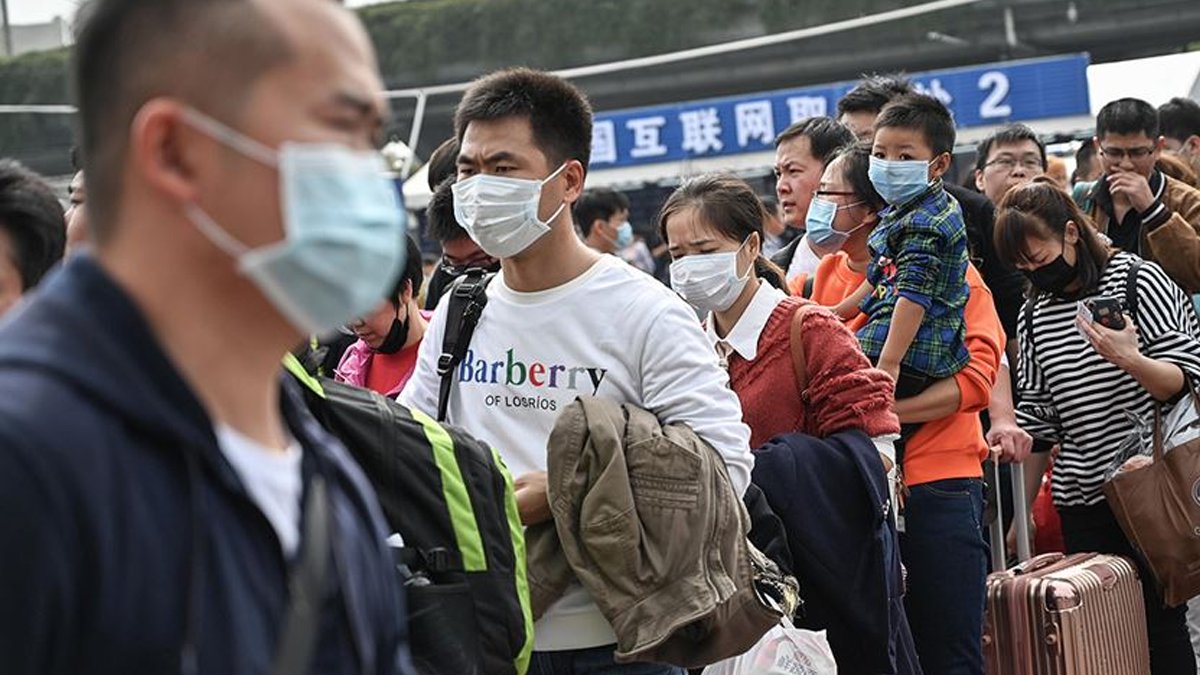 Sıfır noktasında işler karışık: salgın Çin’de hortladı