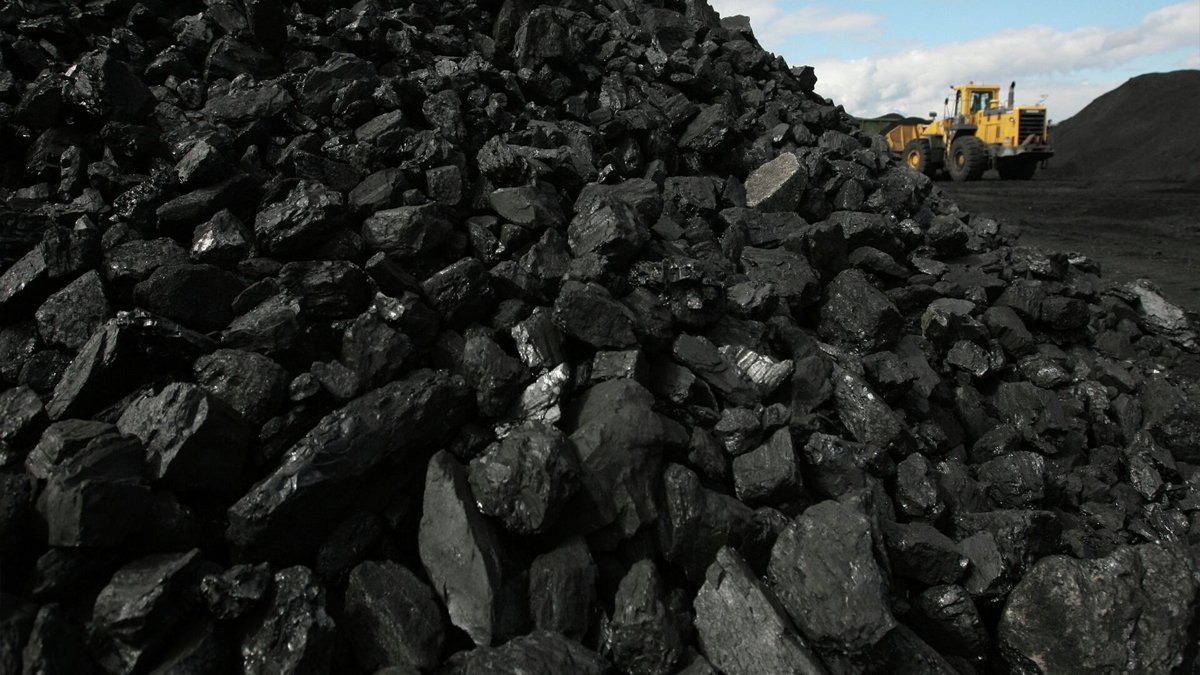 Zam beklentisi özel sektörü harekete geçirdi: Kömür de karaborsaya düştü