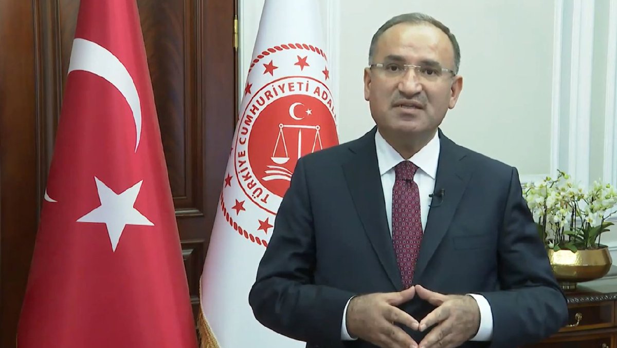 Adalet Bakanı Bozdağ'dan Biden'ın 'soykırım' açıklamalarına tepki