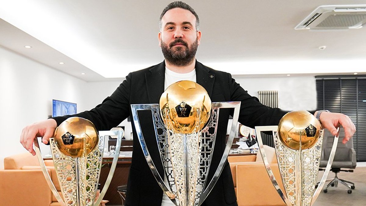 Süper Lig ekibinde deprem! Başkan görevinden istifa etti