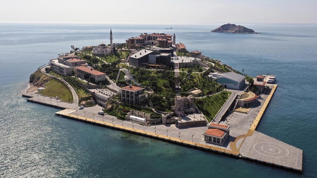 Yassı Ada'ya yapılan beş yıldızlı otel iflas etti