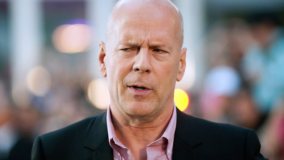 Konuşma bozukluğu insanda belirti vermeden aniden ortaya çıkabilir! Afazi nedir afazi belirtileri ve tedavisi nasıl yapılır?