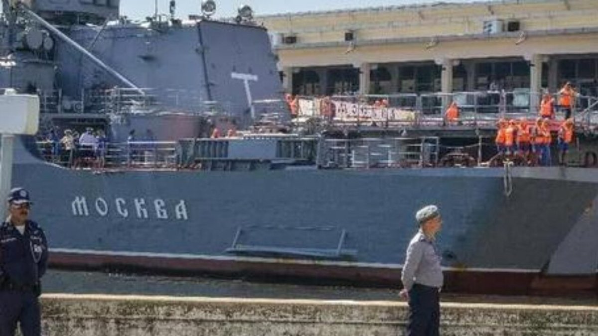 Batan Rus Moskova gemisinin nükleer savaş başlığı taşıdığı iddia edildi