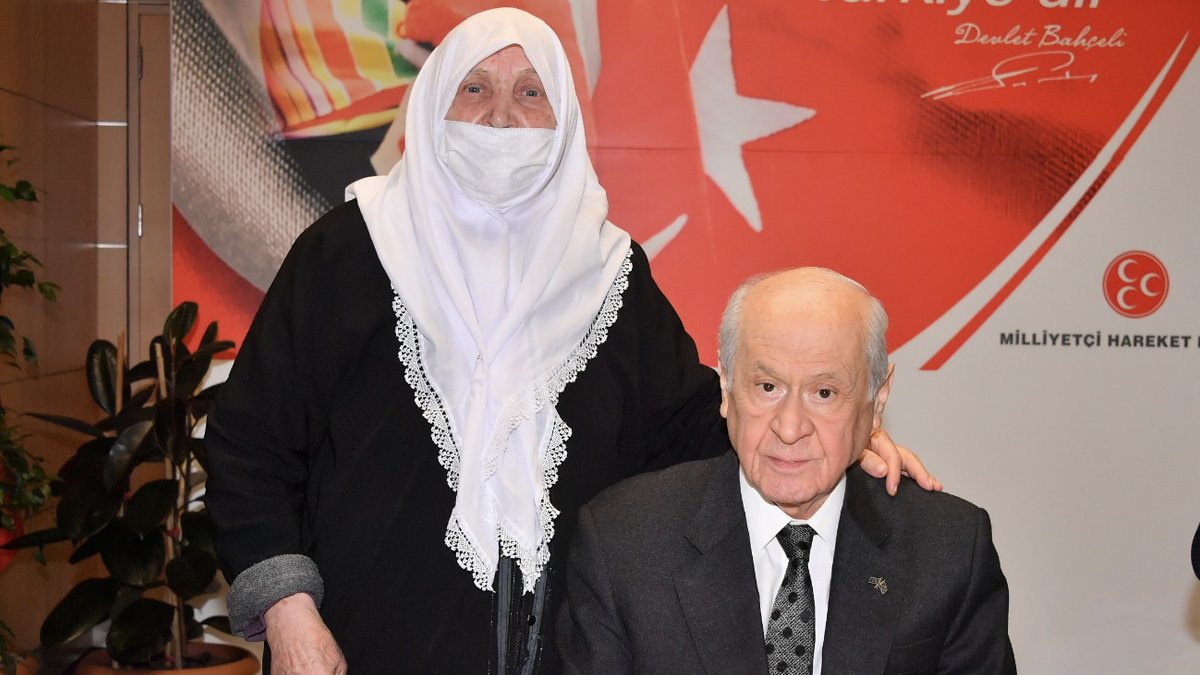 MHP lideri Bahçeli, şehit aileleriyle iftar yaptı
