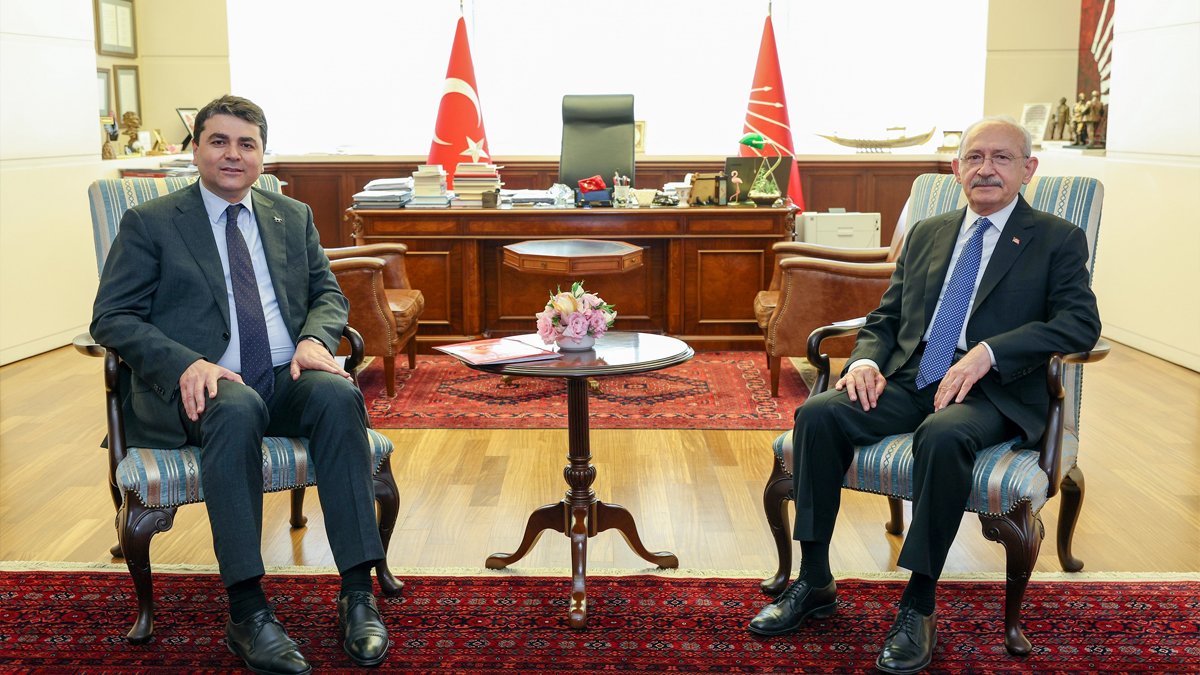 Kılıçdaroğlu, Gültekin Uysal'ı makamında kabul etti