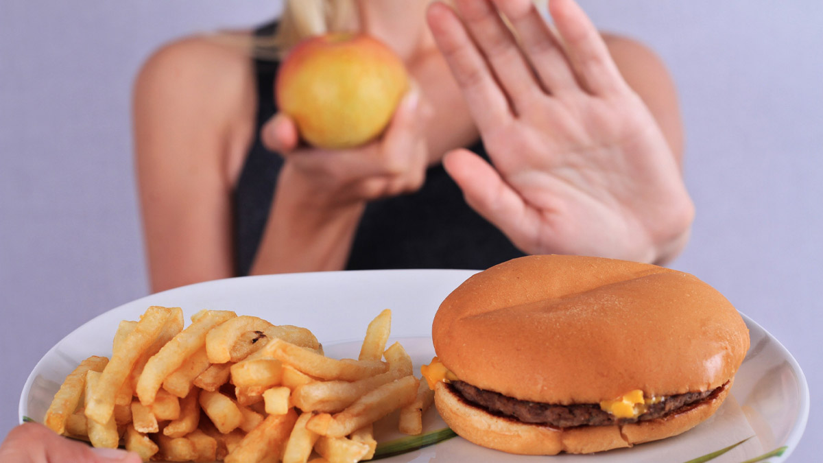 Kalbiniz İçin En Kötü Gıdalar! Diyetisyenler ve Kardiyologlar Onlar Hakkında Ne Diyor?