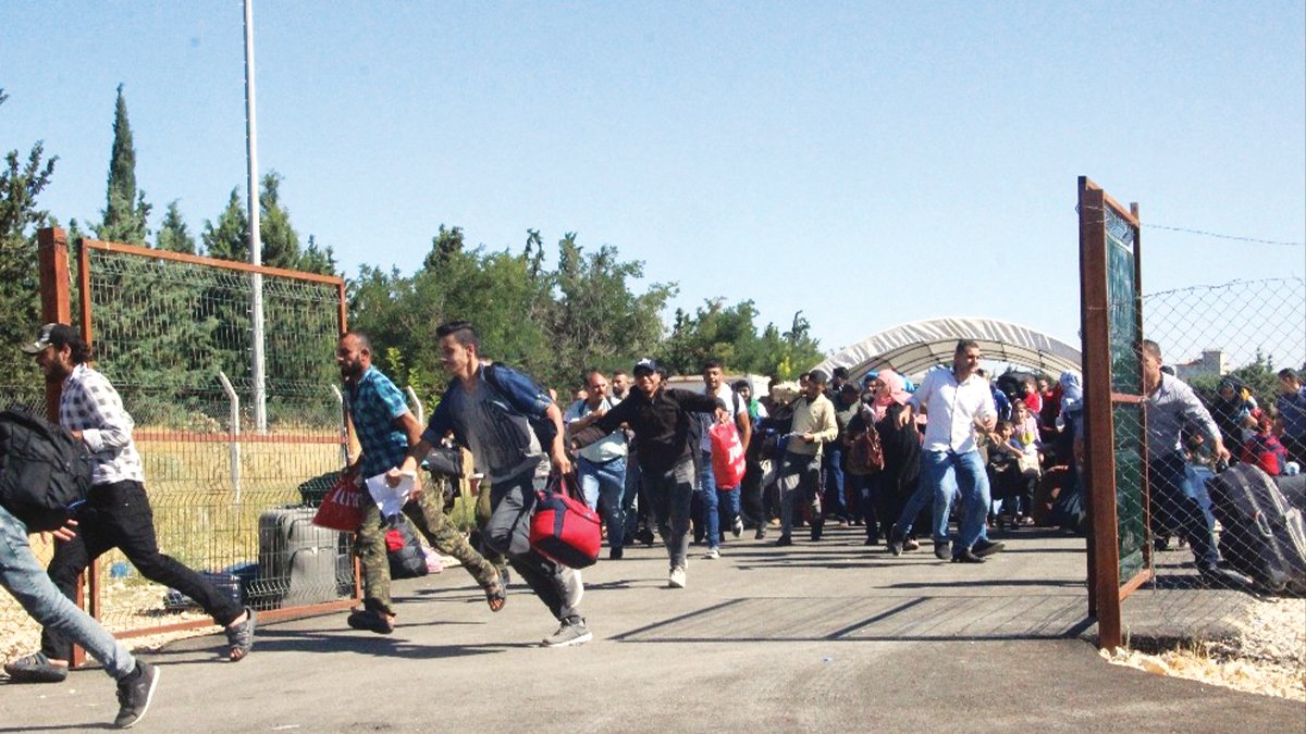 Siyasetin kozu yine mülteci