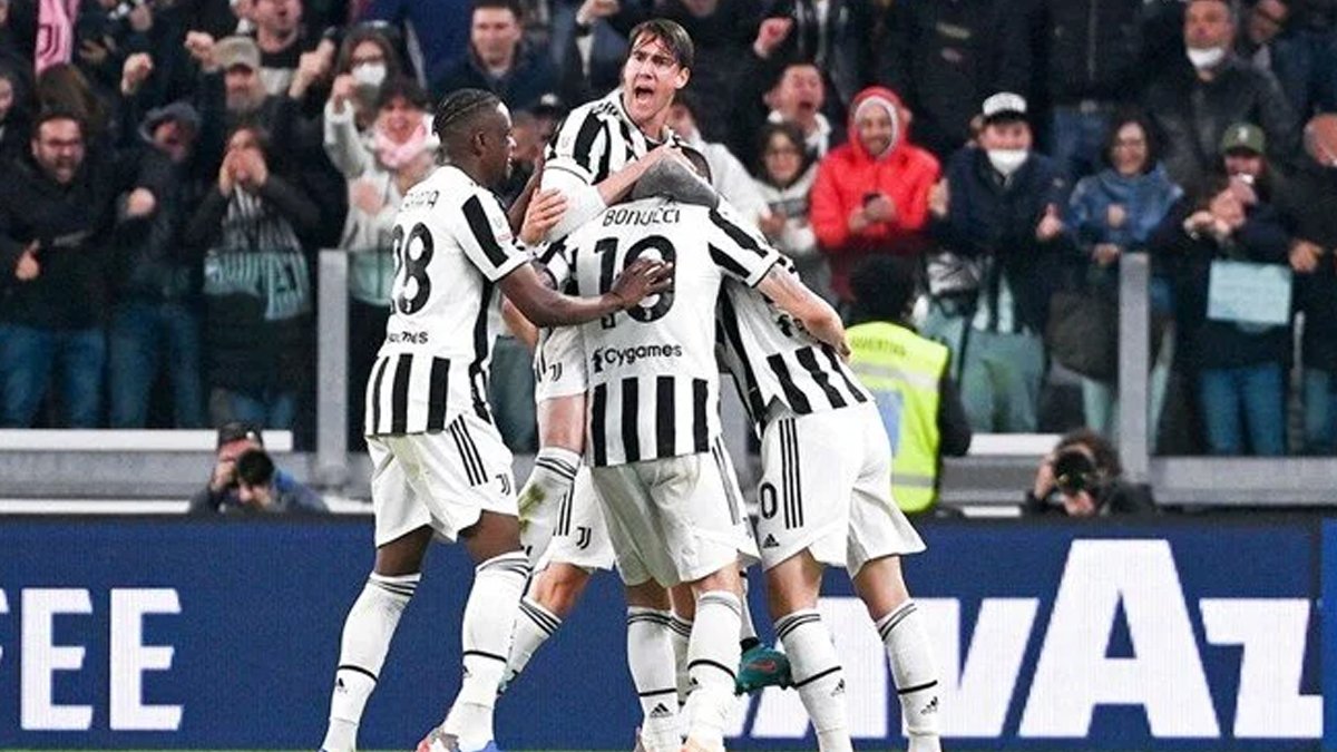 İtalya Kupası'nda Juventus finale yükseldi