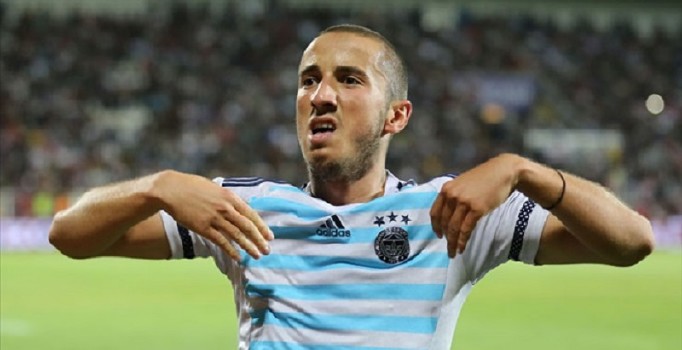 Fenerbahçe'ye o oyuncudan kötü haber