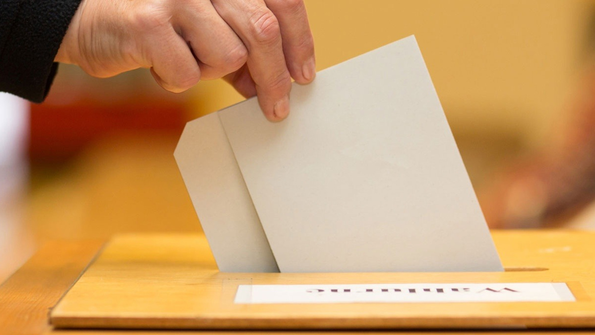 Mahkeme kararını verdi! Seçim sandığı göründü