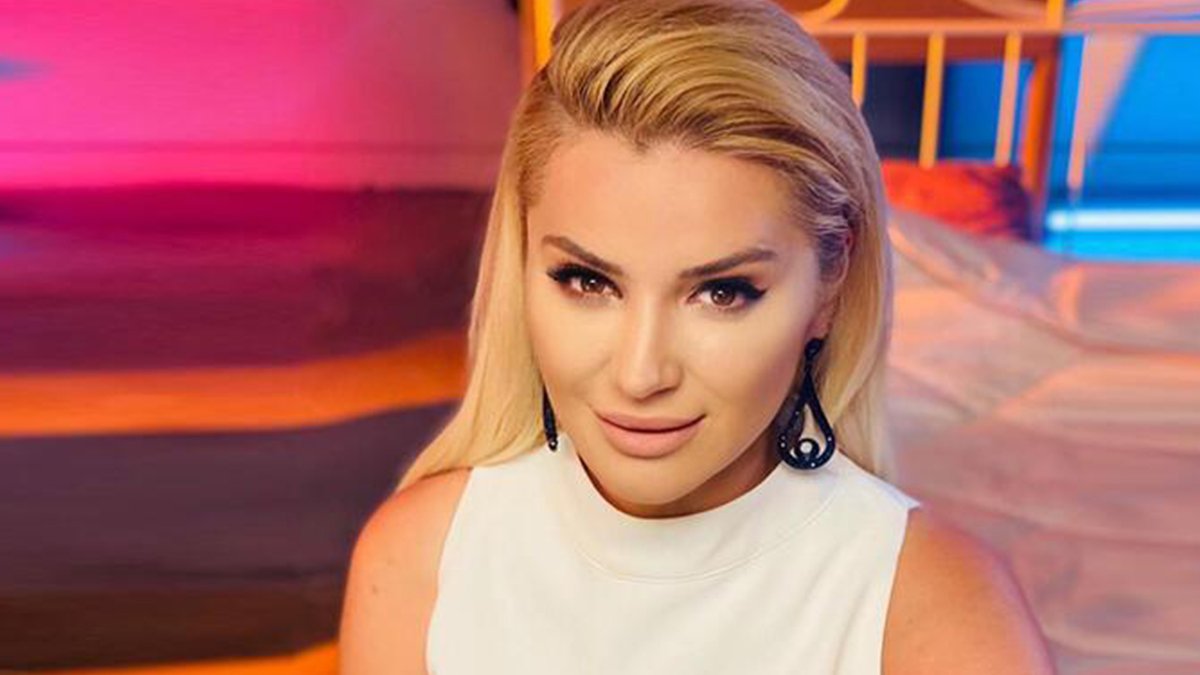 Songül Karlı Otobüste Yaşadığı O İğrenç Olayı Anlattı! İşte Karlı'nın Herkesi Şoke Eden İtirafı