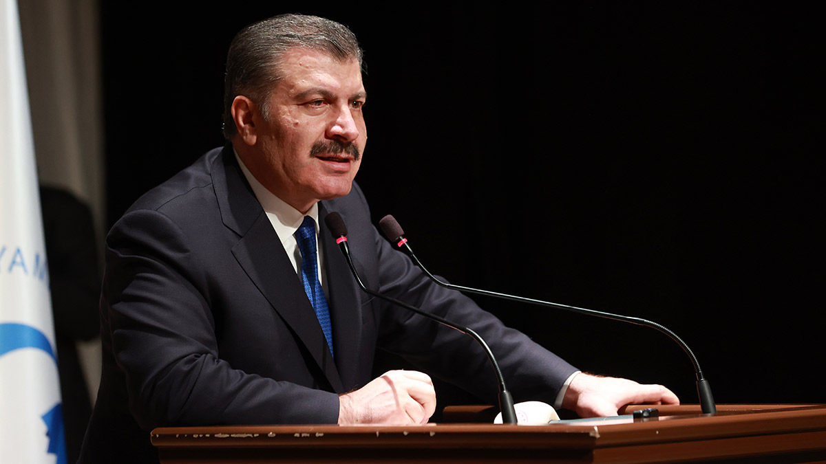 Bakan Koca: Hekimler yanlış tedaviye tazminat ödemeyecek