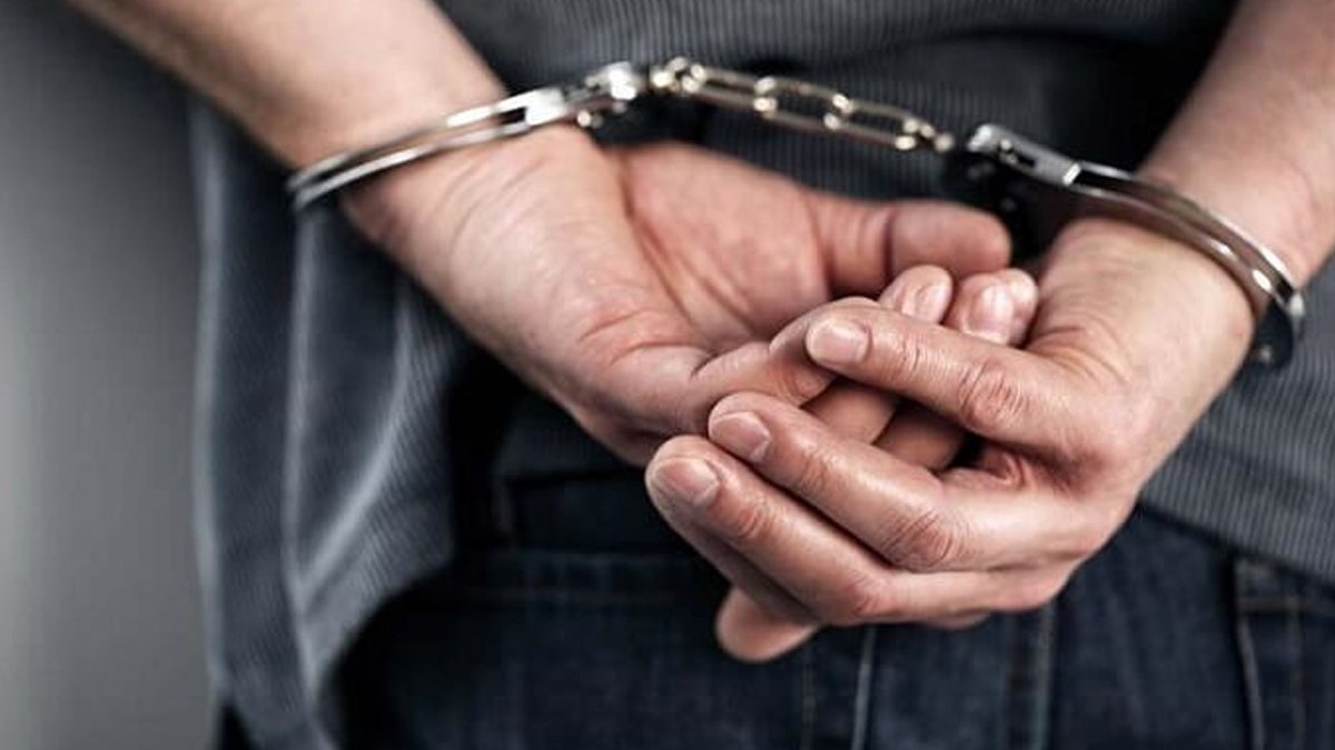 'Büyü bozma' bahanesiyle dolandırıcılık yaptıkları iddia edilen 2 kişi tutuklandı