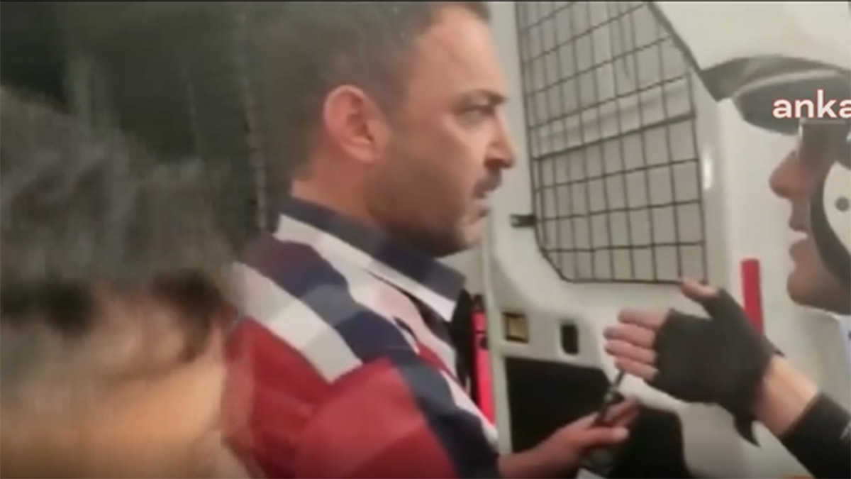 Zabıta aracına kilitlenen çocuk sıcaktan fenalık geçirdi