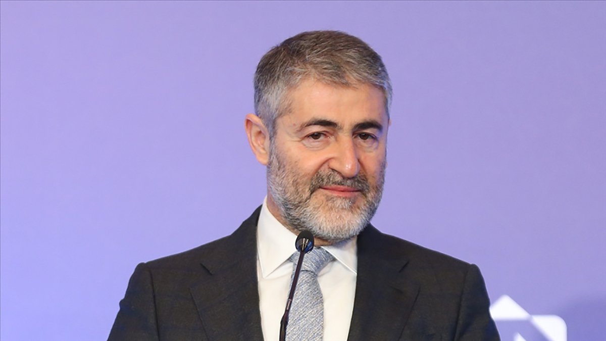 Bakan Nebati'den turizm mesajı: Beklentimiz yüksek, hedefleri aşarız