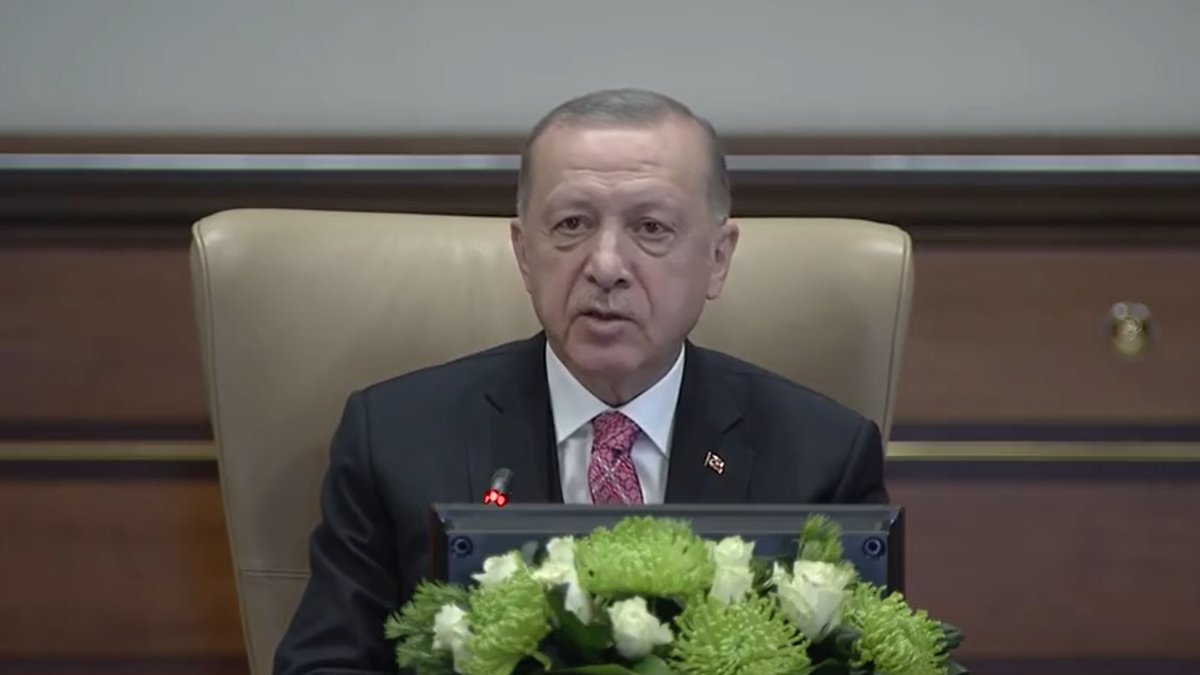 Cumhurbaşkanı Erdoğan açıkladı: Kapalı mekânda maske zorunluluğu kalktı