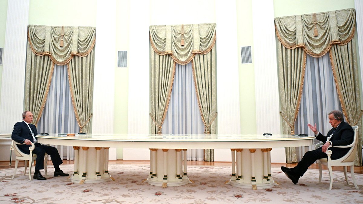 Putin: Ukrayna ile diplomatik olarak anlaşmayı umuyoruz