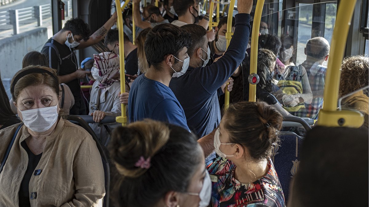 İçişleri Bakanlığı'ndan 81 ile maske genelgesi