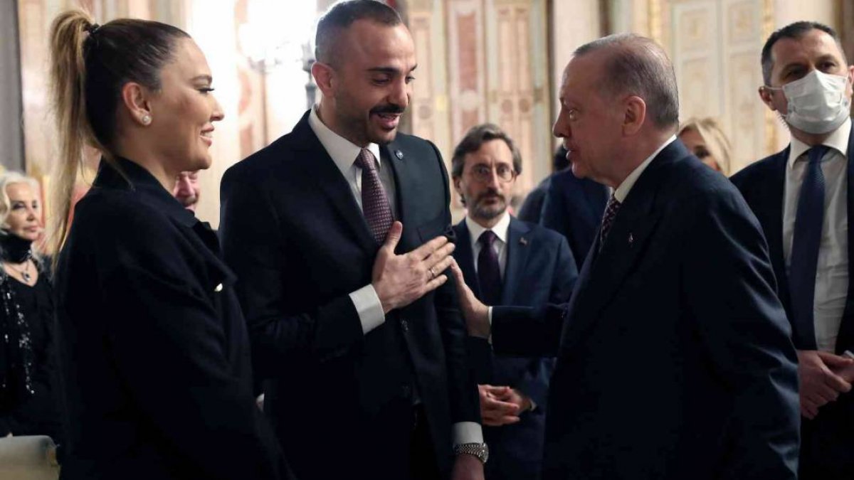 Demet Akalın'dan iktidara tepki: Artık yazmaktan yoruldum