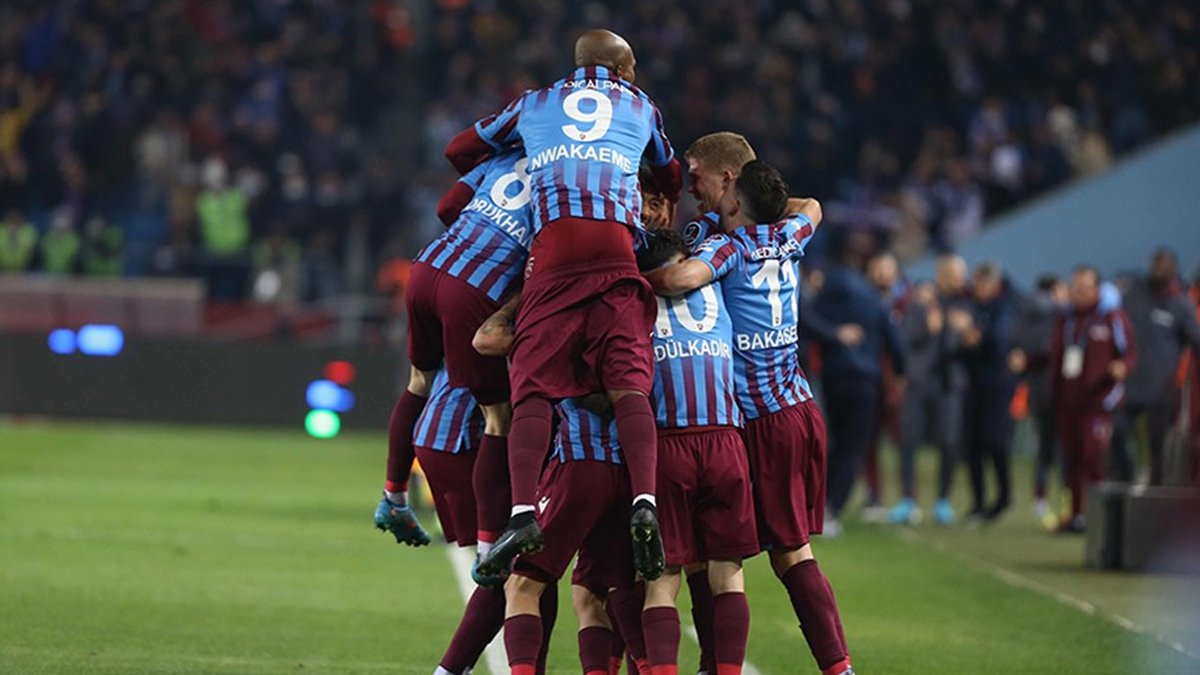 Trabzonspor şampiyonluk için sahaya çıkıyor