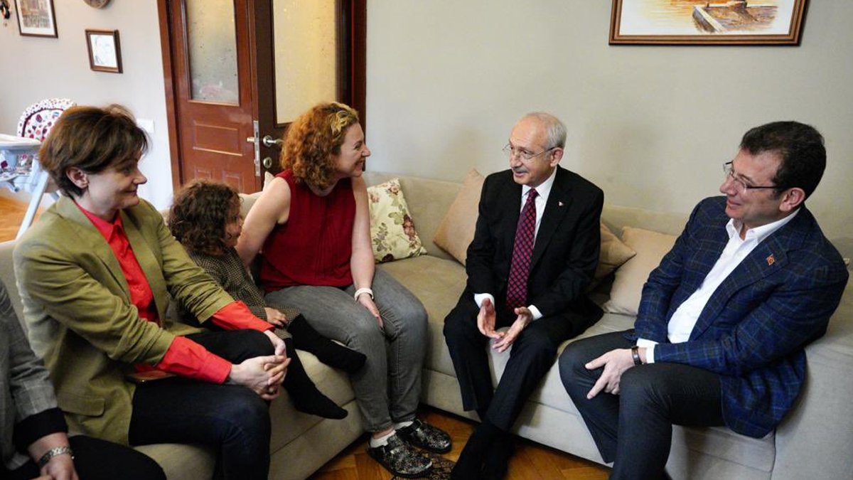 Kılıçdaroğlu, Gezi Davası’nda 18 yıl hapis cezası verilen Tayfun Kahraman’ın ailesini ziyaret etti