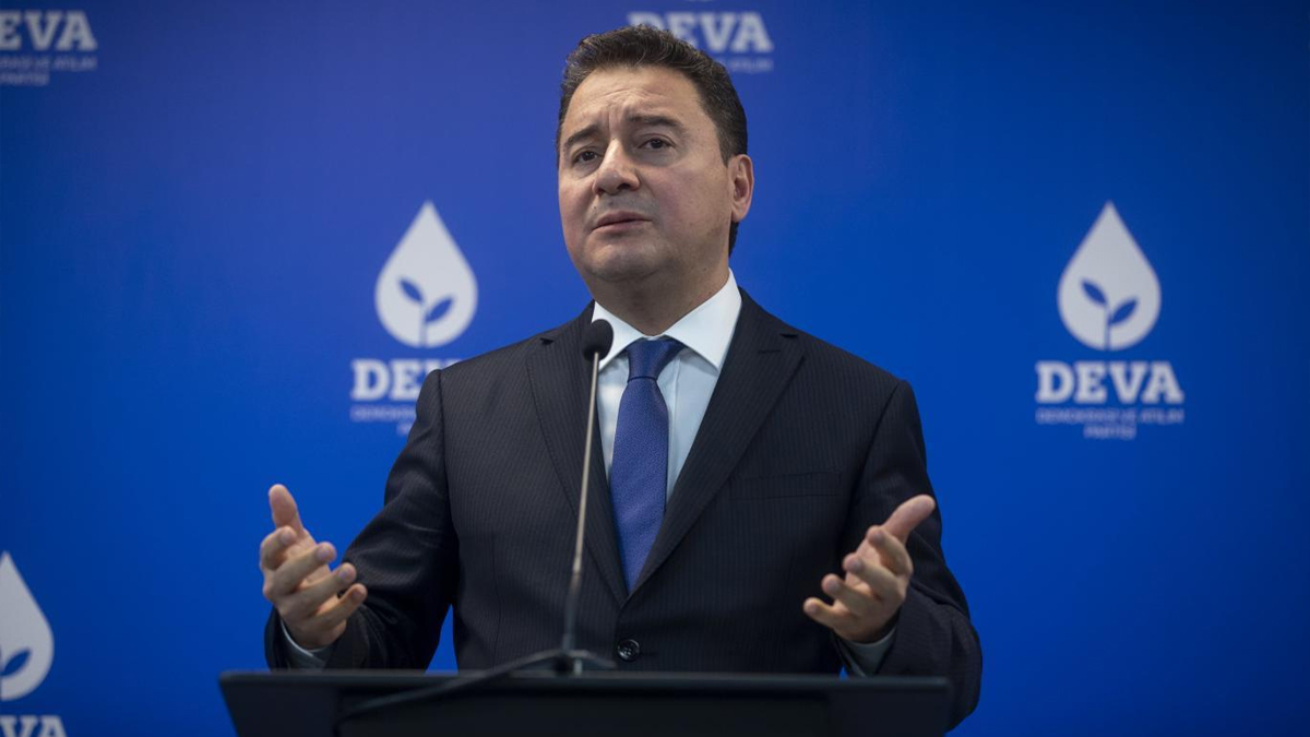 Babacan, 'Beklentimiz yüksek' diyen esnafa böyle cevap verdi: Seçimi alalım, gerisi kolay