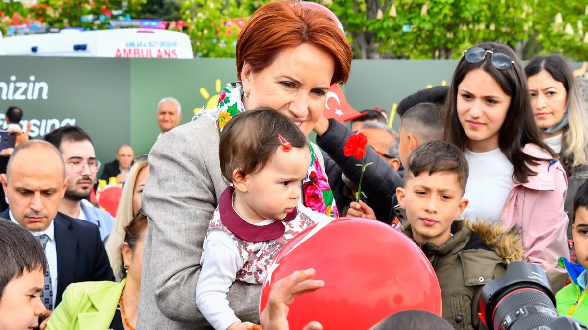 Akşener: Türkiye'de herkesin elinin uzanabildiği bir sofra kuracağız